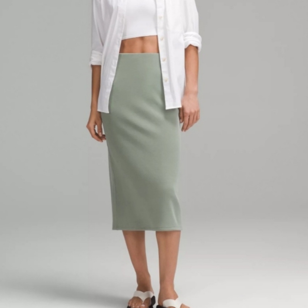 lululemon NULU HR MIDI SKIRT SAGE Green size 10
